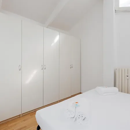 Guesthost - Viale Umbria Bright Appartamento *
